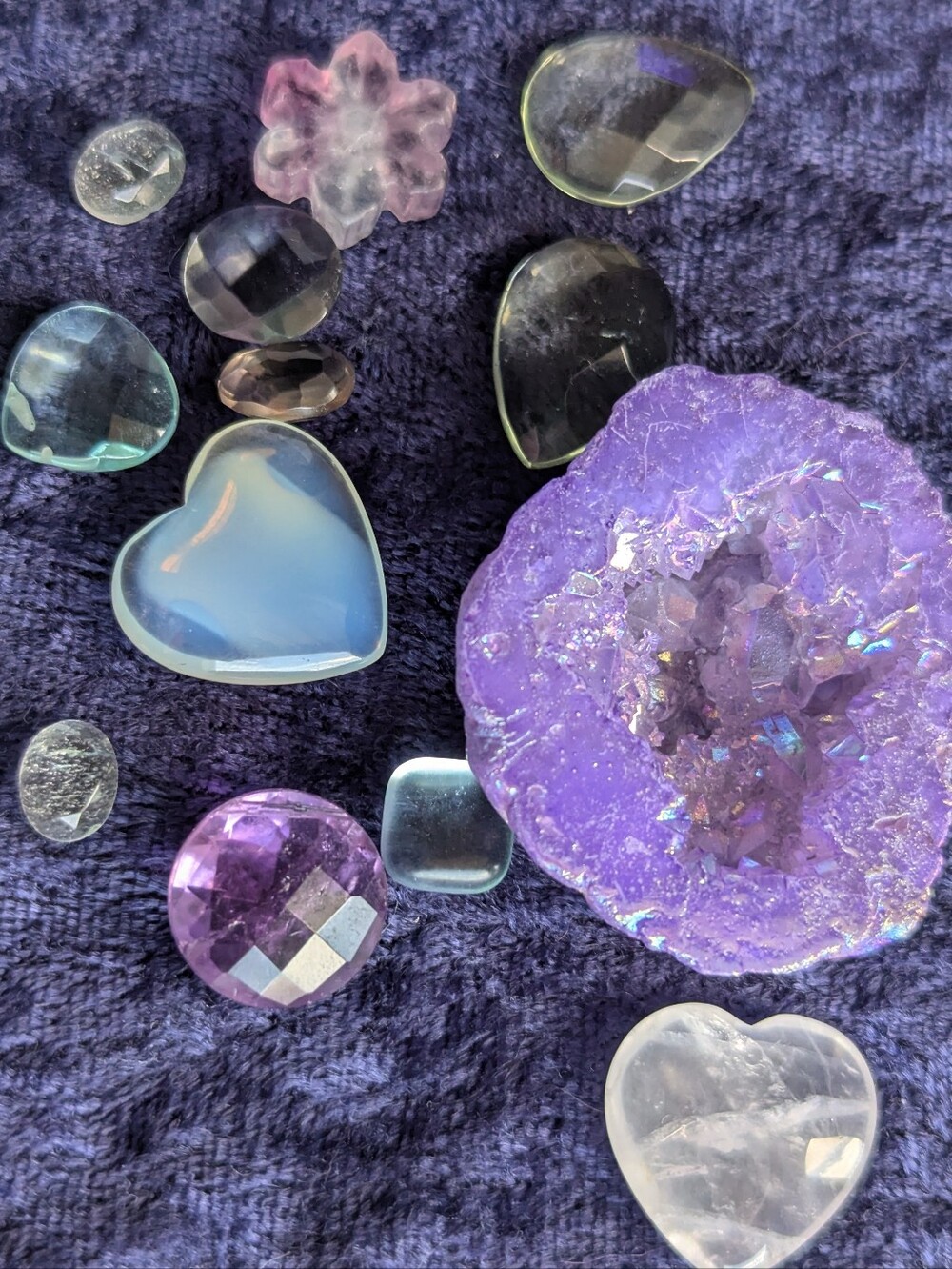 Lavender Aura Geode ☮️ Opalite Amethyst Aquamarine Fluorite Quartz Crystal Bowl - Picture 9 of 16